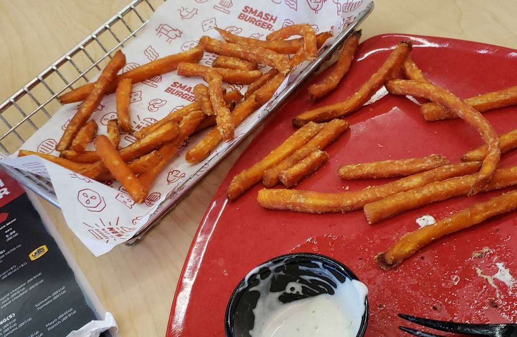 Smashburger | restaurant | 25 Michigan St NE Ste 1300, Grand Rapids, MI 49503, USA | 6164519570 OR +1 616-451-9570