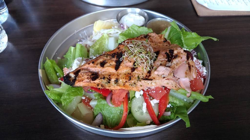 Busters Kitchen X Bar | restaurant | 3747 Lake Shore Blvd W, Etobicoke, ON M8W 1P9, Canada | 4162517777 OR +1 416-251-7777