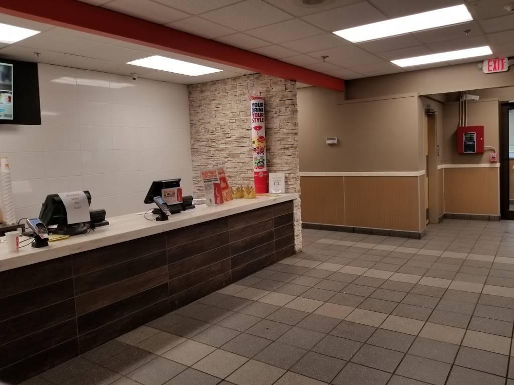 Burger King | restaurant | West St, Ashland, NH 03217, USA | 6039687209 OR +1 603-968-7209