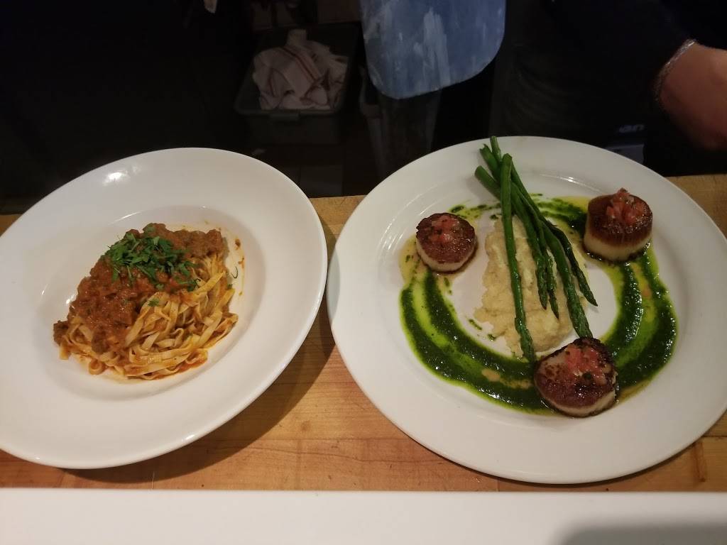 Castagna Bistro | restaurant | 2015 Chestnut St, San Francisco, CA 94123, USA | 4154404290 OR +1 415-440-4290