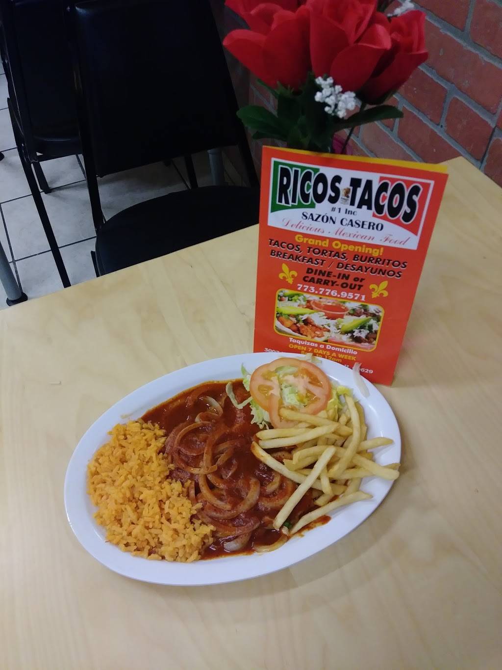 Little Dennis | restaurant | 3007 W 63rd St, Chicago, IL 60629, USA | 7737769571 OR +1 773-776-9571