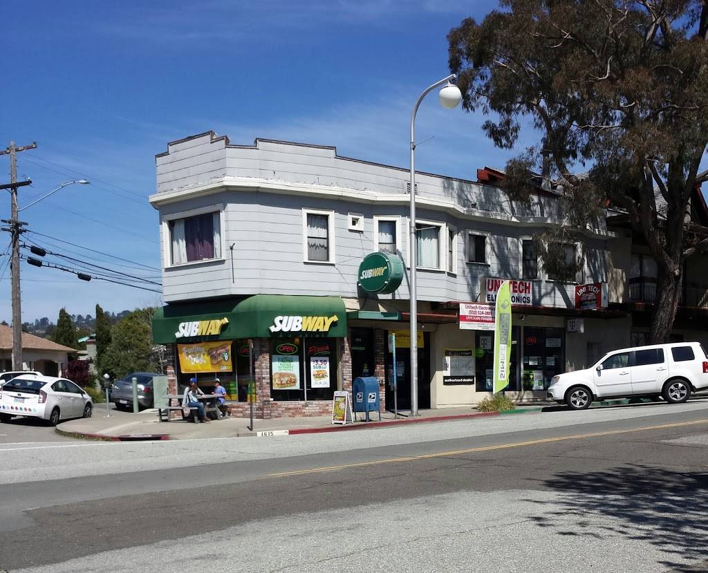 Subway Restaurants | restaurant | 1615 Solano Ave Suite B, Berkeley, CA 94707, USA | 5105583132 OR +1 510-558-3132