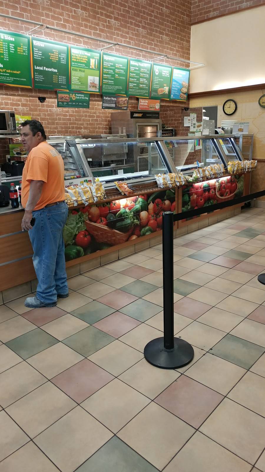 Subway Restaurants | restaurant | 60 E Jackson Blvd, Chicago, IL 60604, USA | 3128800240 OR +1 312-880-0240