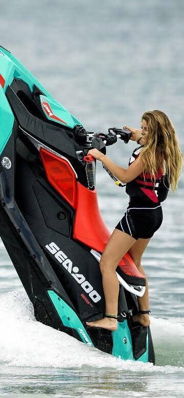 Wake Zone Jet Ski Rentals | restaurant | 4503 E Ryan Rd, Oak Creek, WI 53154, USA | 4145521408 OR +1 414-552-1408