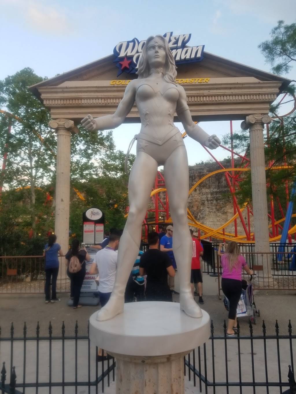 Johnny Rockets | restaurant | 17000 I-10, San Antonio, TX 78257, USA | 2106975000 OR +1 210-697-5000