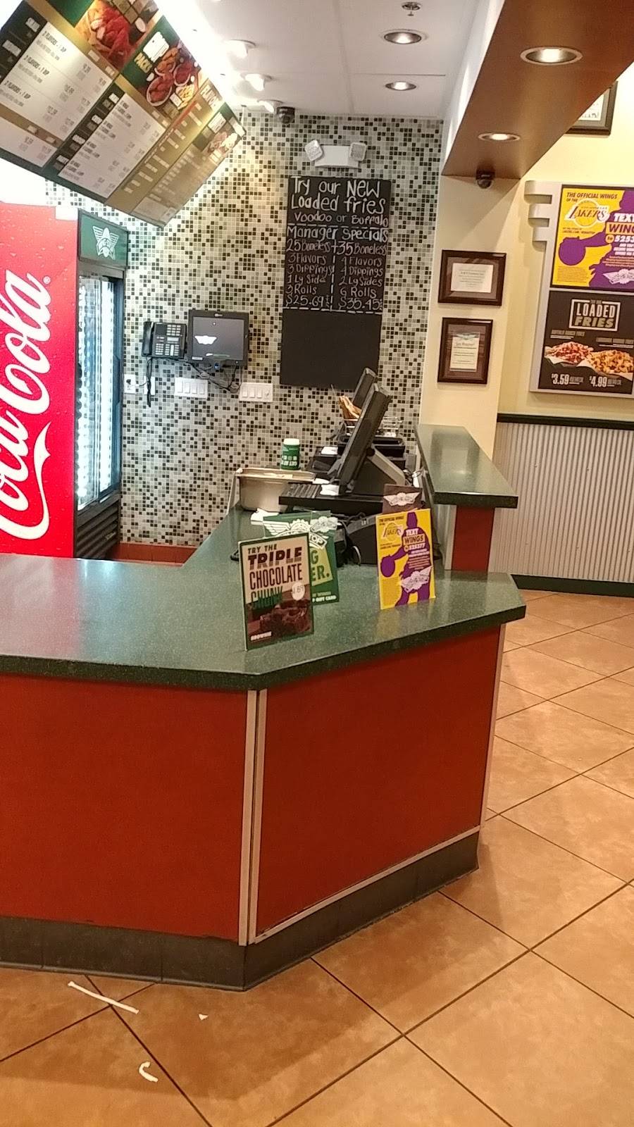 Wingstop | restaurant | 24231 Crenshaw Blvd c, Torrance, CA 90505, USA | 3105309464 OR +1 310-530-9464