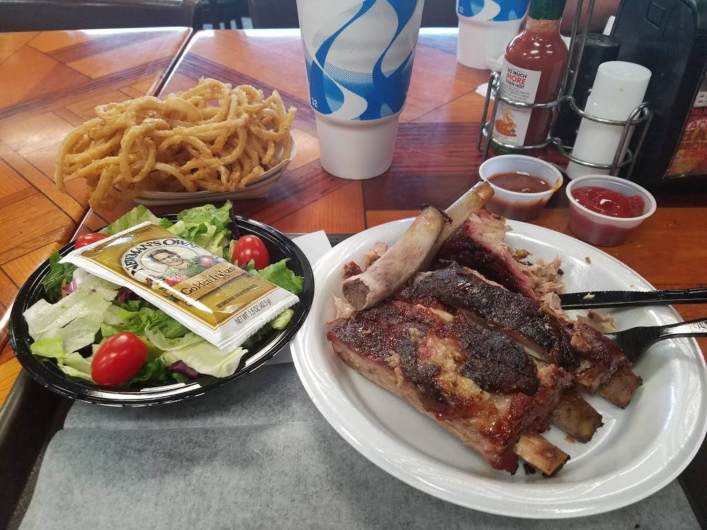 McKenzies Barbeque | restaurant | 1501 N Frazier St, Conroe, TX 77301, USA | 9365394300 OR +1 936-539-4300