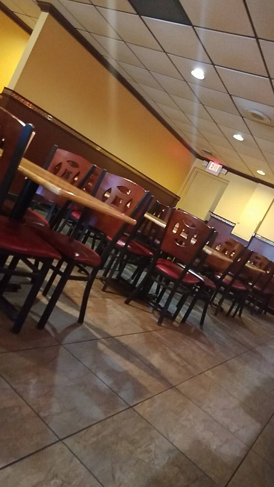 Young Young Chinese Buffet | restaurant | 1668 Meriden-Waterbury Turnpike, Southington, CT 06489, USA | 8606217678 OR +1 860-621-7678