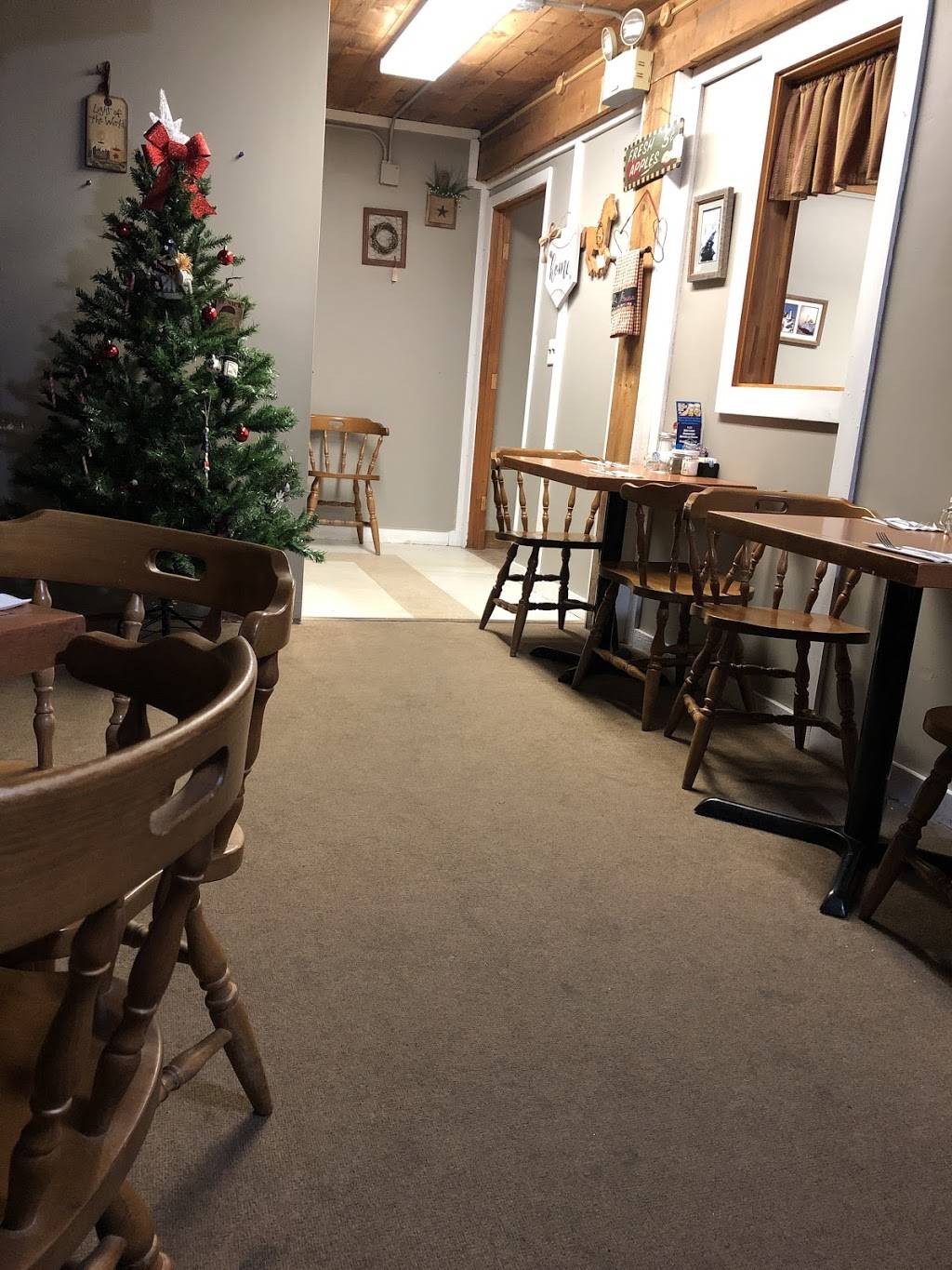 Allenstown Country Diner | restaurant | 85 Allenstown Rd, Suncook, NH 03275, USA | 6032102191 OR +1 603-210-2191