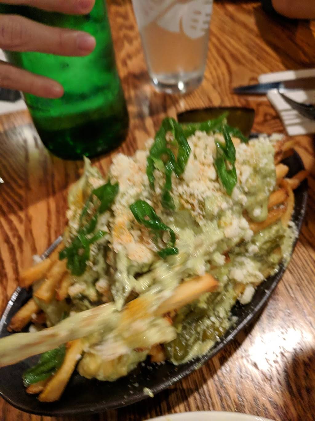 Next Door | restaurant | 175 Humphrey St, New Haven, CT 06511, USA | 4752345969 OR +1 475-234-5969