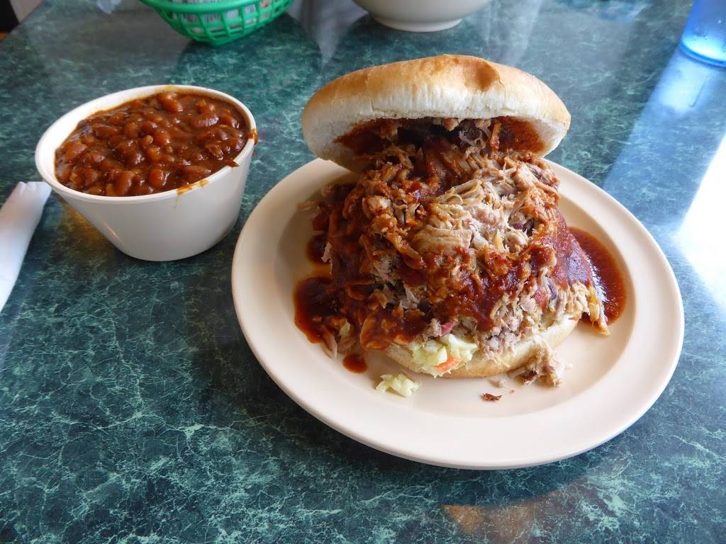 Jim Neelys Interstate Bar-B-Q | restaurant | 150 Stateline Rd W, Southaven, MS 38671, USA | 6623935699 OR +1 662-393-5699