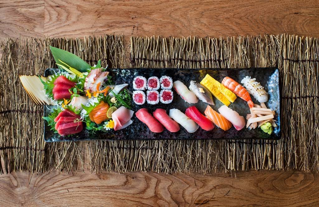 Sushi Garage | restaurant | 1784 West Ave, Miami Beach, FL 33139, USA | 3057638355 OR +1 305-763-8355
