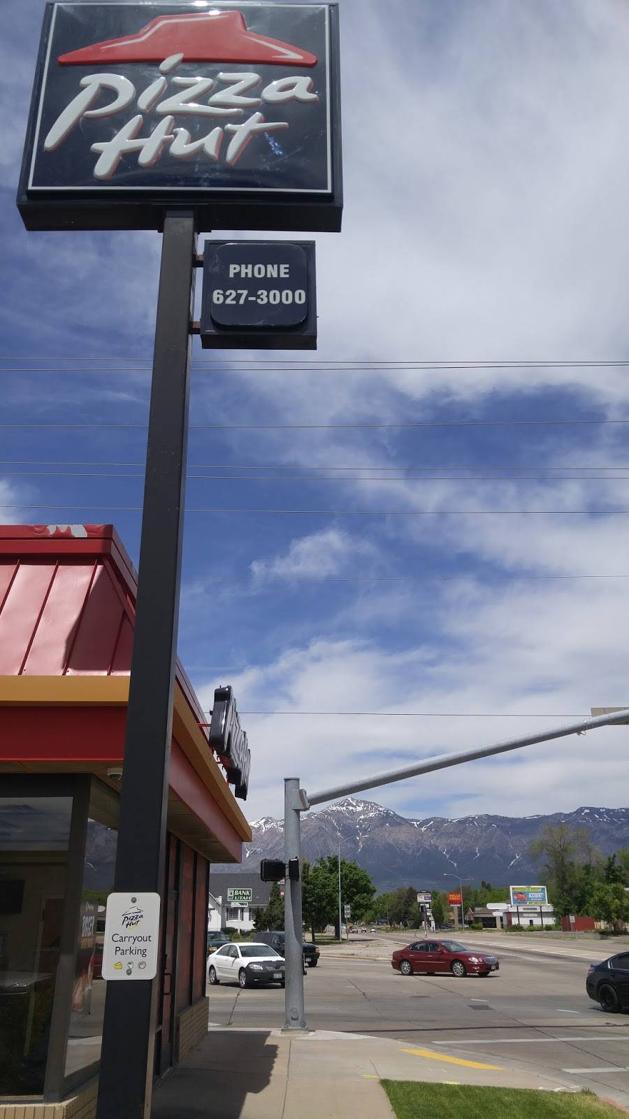 Pizza Hut | meal takeaway | 205 Washington Blvd, Ogden, UT 84404, USA | 8016273000 OR +1 801-627-3000