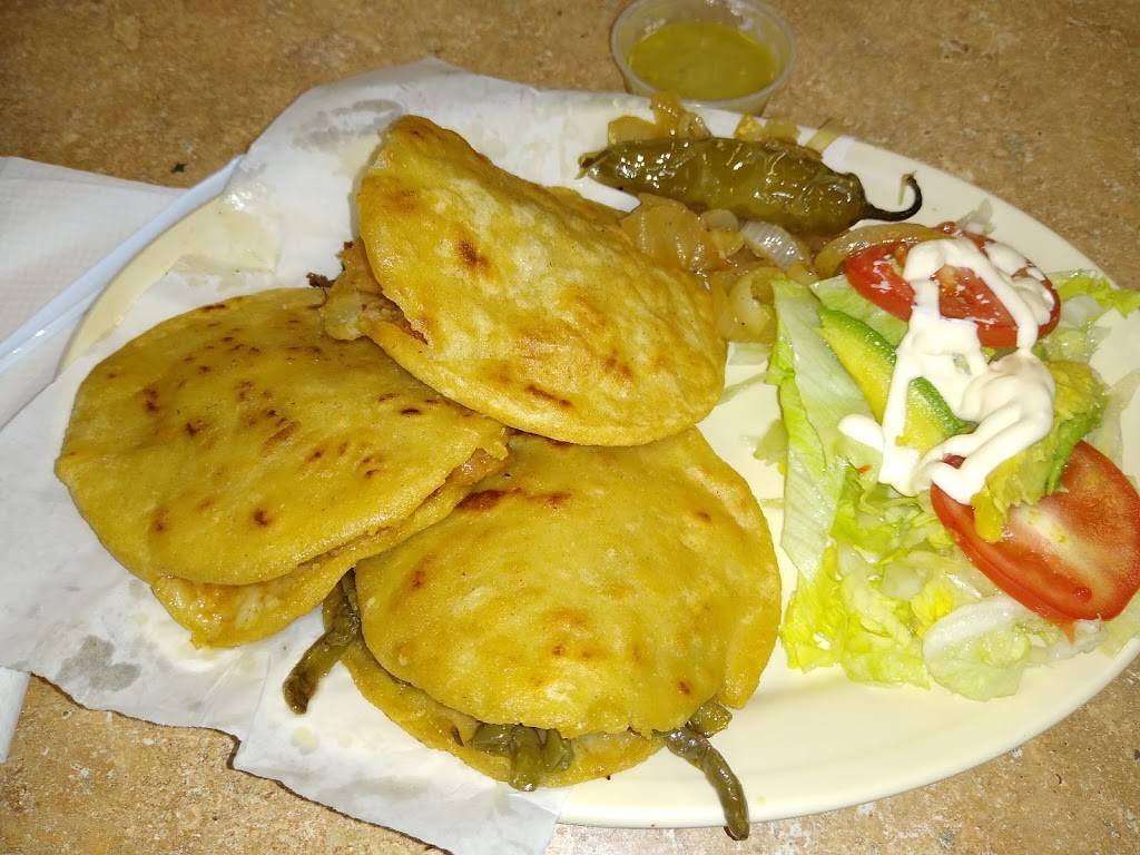 Taqueria y Carniceria Guanajuato | restaurant | 2962 Walnut Hill Ln, Dallas, TX 75229, USA | 2143660877 OR +1 214-366-0877