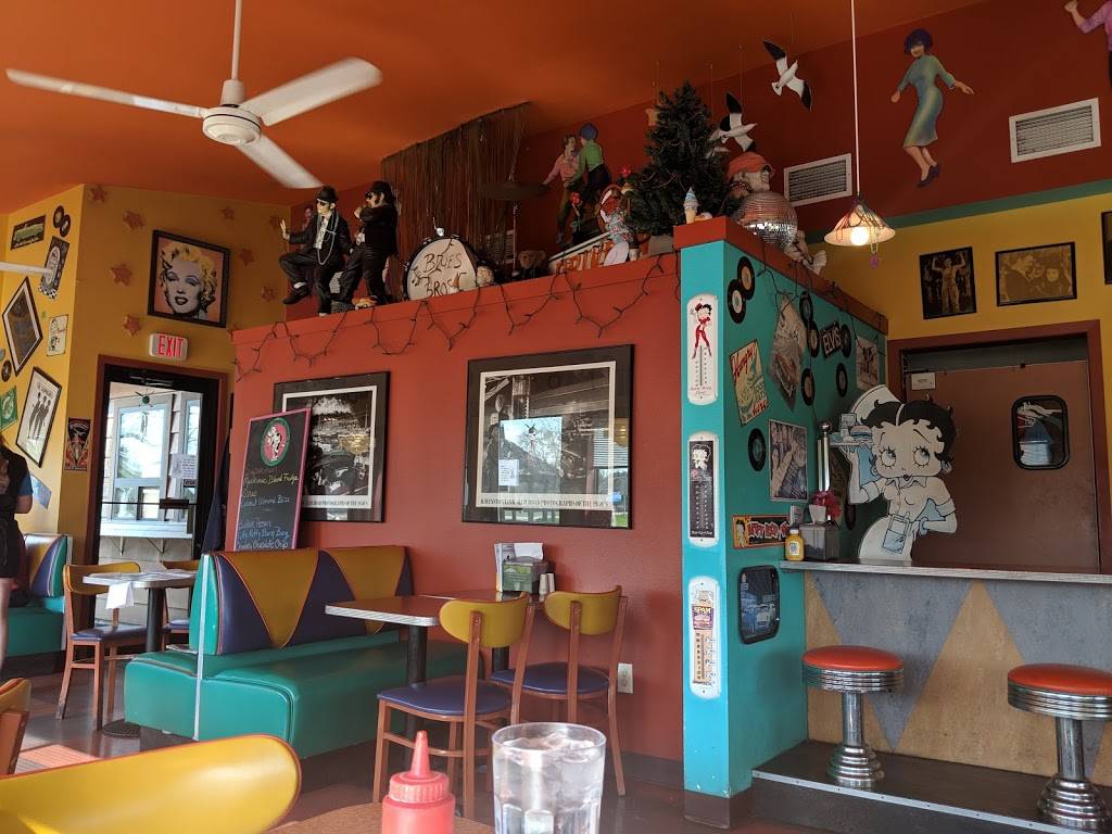 Rumble Seats | restaurant | E4851 US-14, Spring Green, WI 53588, USA | 6085882924 OR +1 608-588-2924