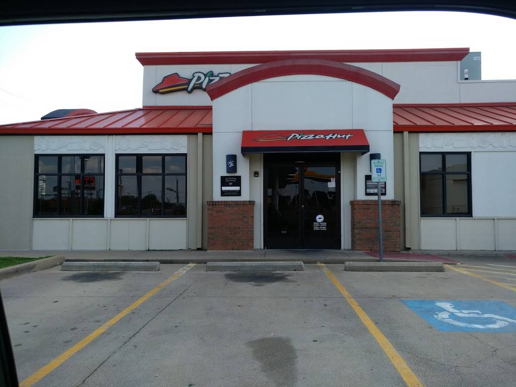 Pizza Hut | restaurant | 1212 SW Wilshire Blvd, Burleson, TX 76028, USA | 8172951261 OR +1 817-295-1261