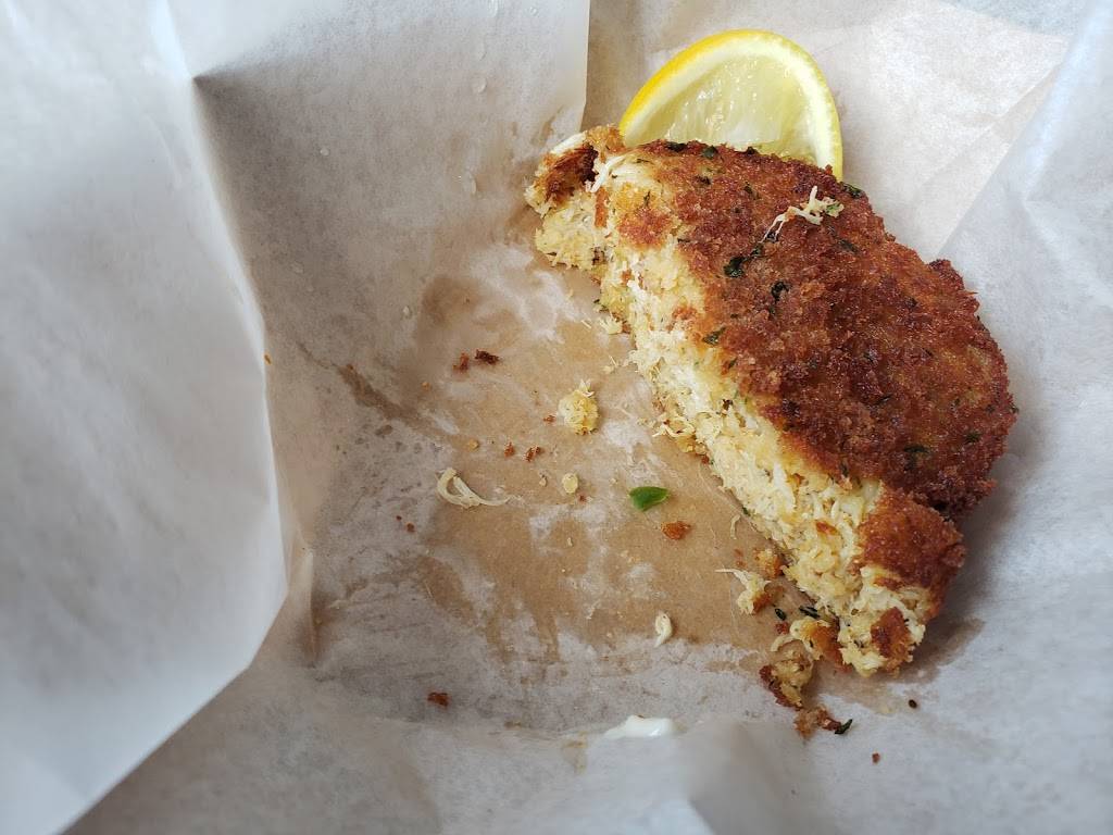 Just Beclaws | restaurant | 860 Broad St, Newark, NJ 07102, USA | 9737332226 OR +1 973-733-2226