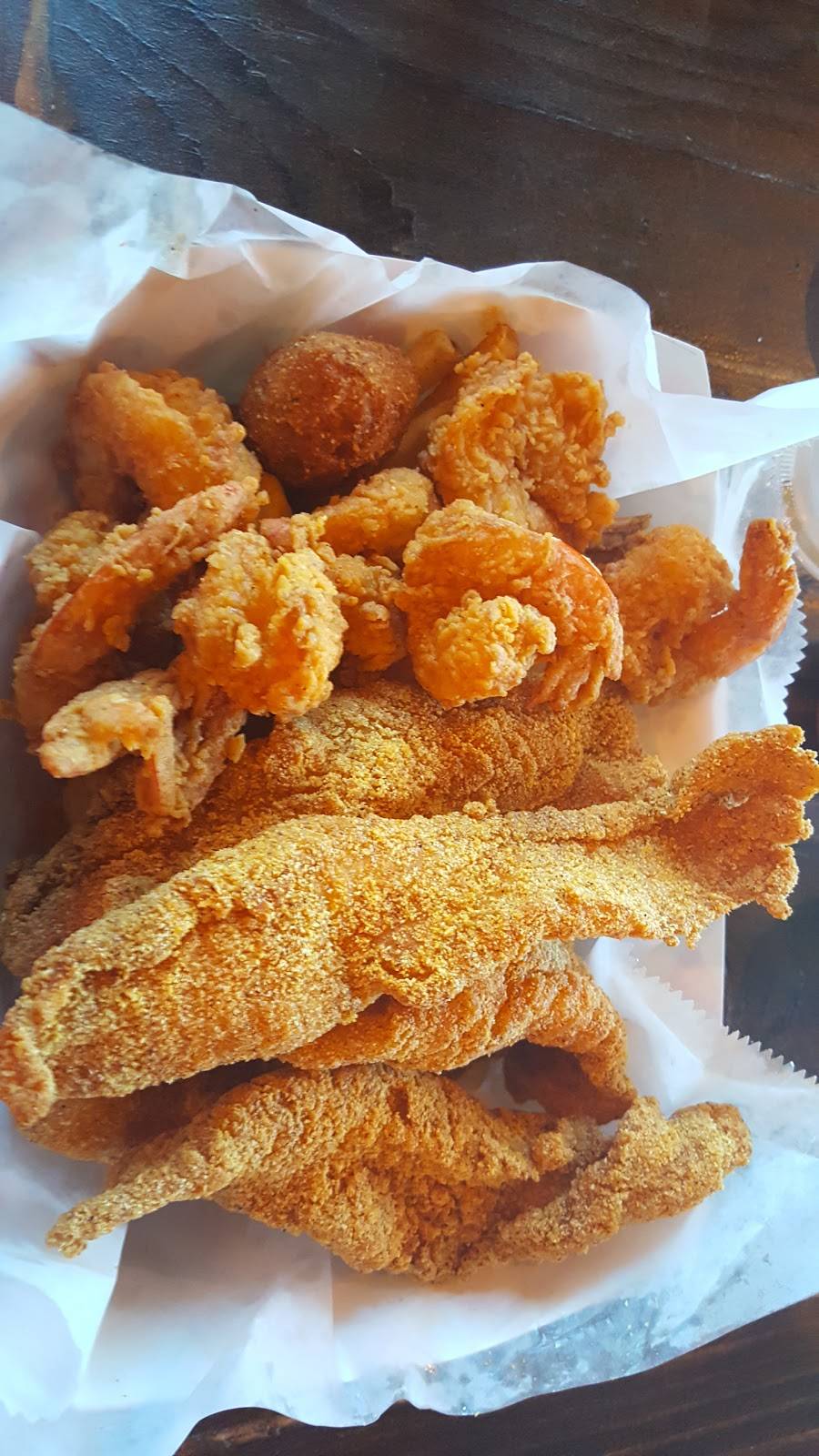 Doe Bellys | restaurant | 300 W Broad St, Forney, TX 75126, USA | 9725522119 OR +1 972-552-2119