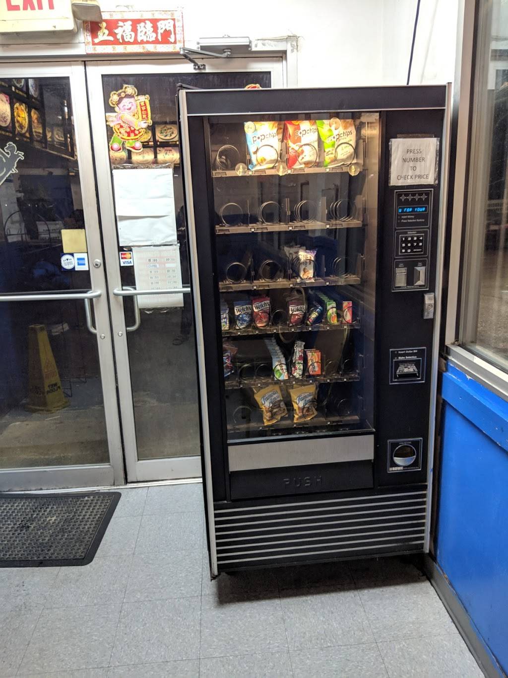 Long River Chinese Restaurant | restaurant | 433 Plainfield St, Providence, RI 02909, USA | 4012288295 OR +1 401-228-8295