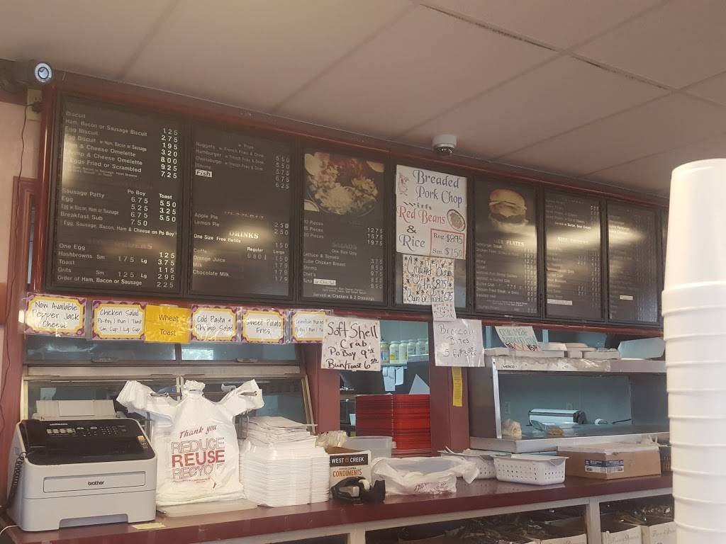 Sandwich World | meal takeaway | 10800 LA-3125, Gramercy, LA 70052, USA | 2258693894 OR +1 225-869-3894