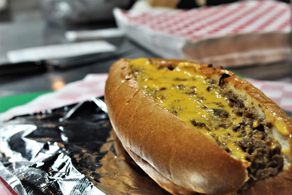 Fast Lane Phillys | restaurant | 129 S Keystone Ave, Sayre, PA 18840, USA | 5708909090 OR +1 570-890-9090