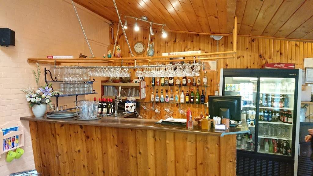 Cody Inn Restaurant | restaurant | 1953 Lakehurst Rd, Buckhorn, ON K0L 1J0, Canada | 7056578812 OR +1 705-657-8812