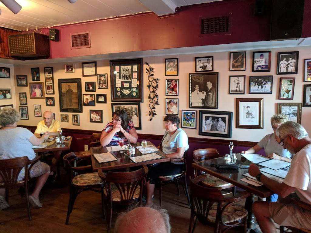 Briandis Restaurant | restaurant | 202 S Tamiami Trail, Nokomis, FL 34275, USA | 9414889511 OR +1 941-488-9511