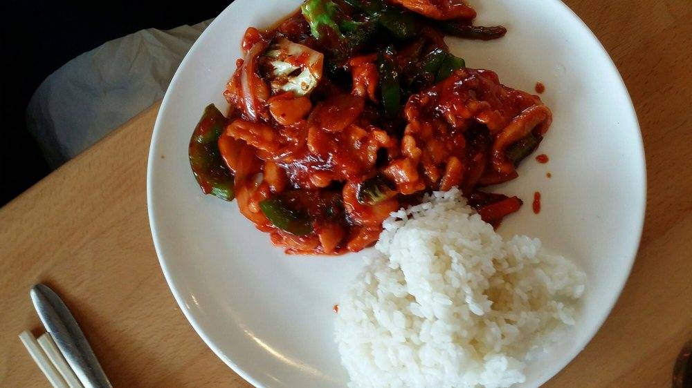 J Y Bamboo Restaurant | restaurant | 609 N Broad St, Fairborn, OH 45324, USA | 9377549912 OR +1 937-754-9912