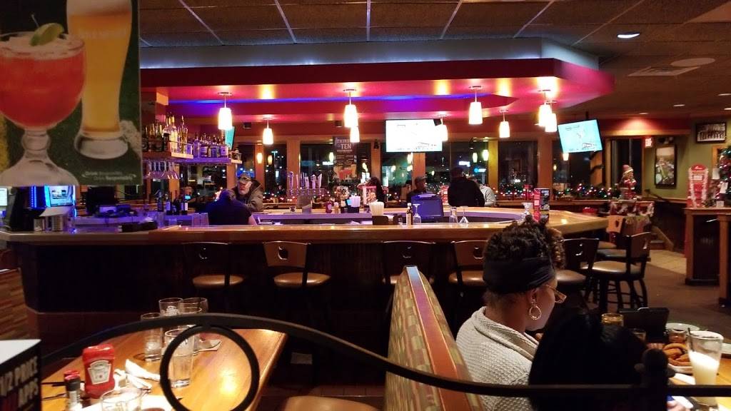 Applebees Grill + Bar | restaurant | 1040 N Kinzie Ave, Bradley, IL 60915, USA | 8159360571 OR +1 815-936-0571