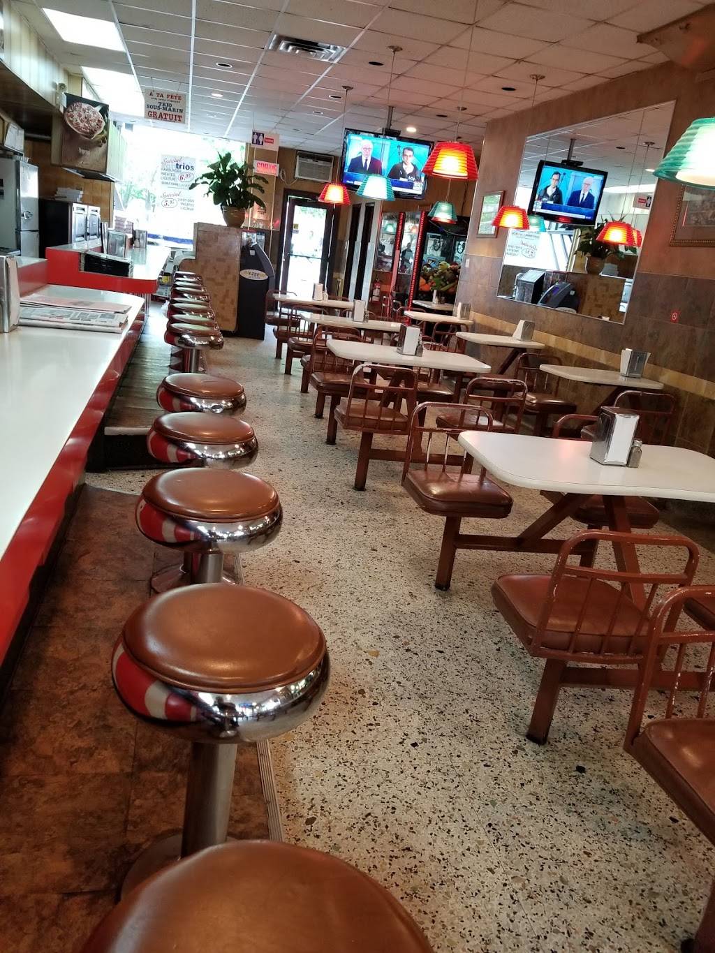 Vincent Sous-Marins | restaurant | 7171 Rue St-Hubert, Montréal, QC H2R 2N2, Canada | 5142744767 OR +1 514-274-4767