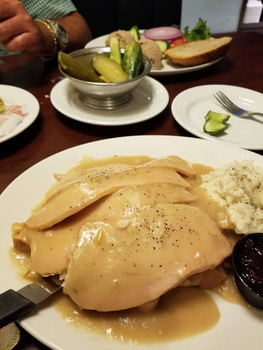 Myrons | restaurant | 777 Isle of Capri, Pompano Beach, FL 33069, USA | 7757865700 OR +1 775-786-5700