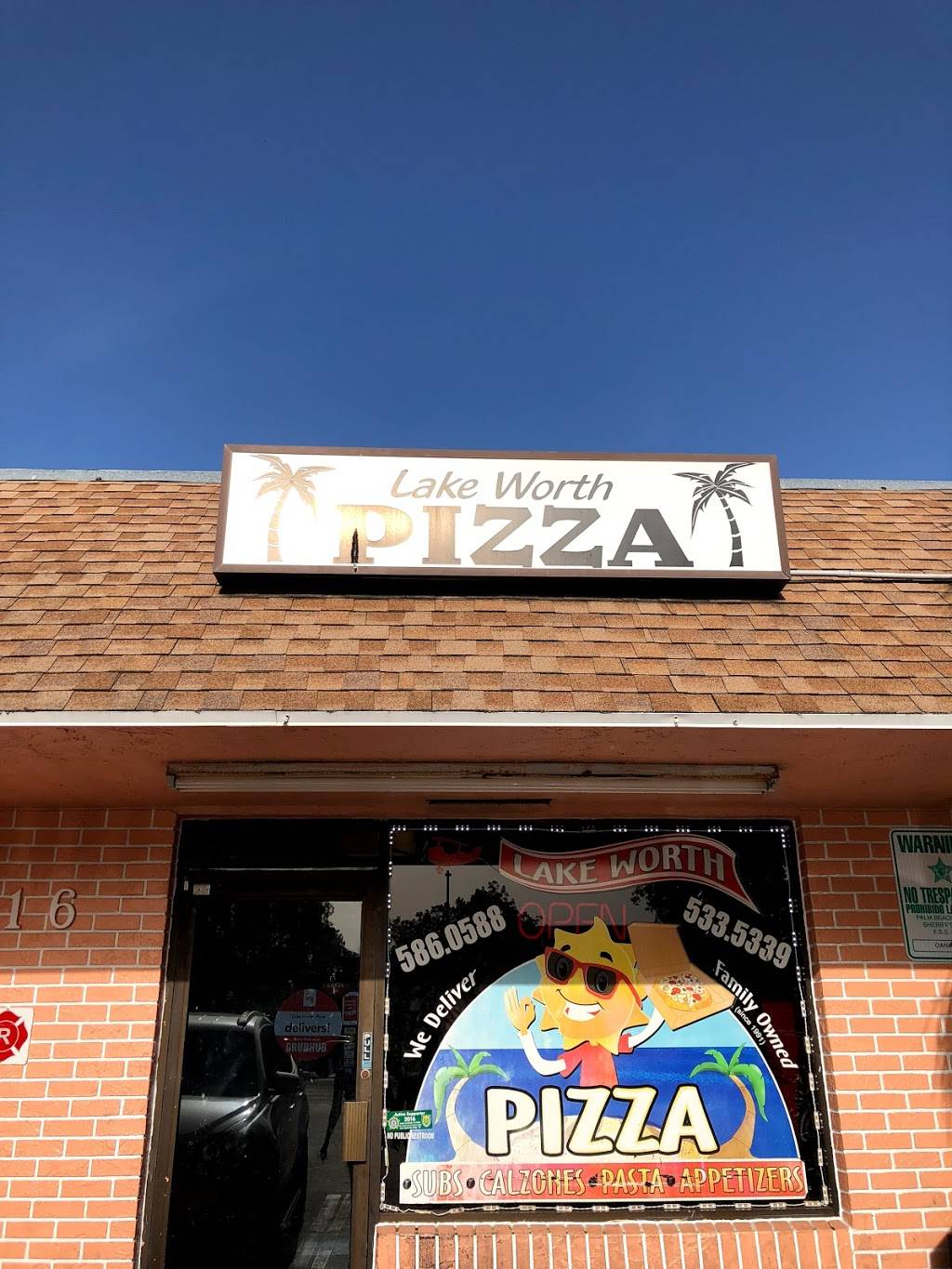 Lake Worth Pizza | restaurant | 516 S Dixie Hwy #4, Lake Worth, FL 33460, USA | 5615860588 OR +1 561-586-0588
