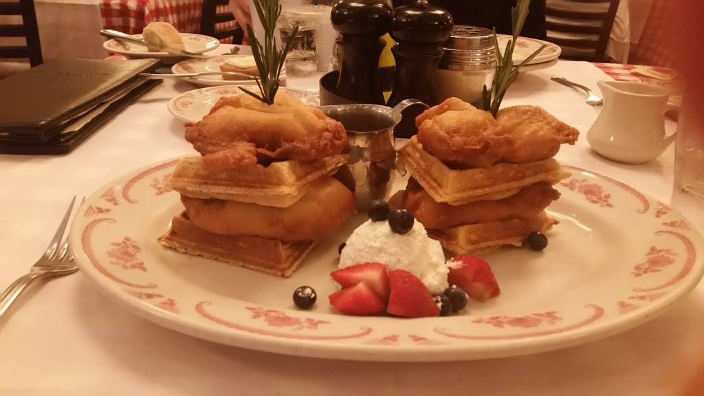 Maggianos Little Italy | restaurant | The Shops at Willow Bend, 6001 W Park Blvd, Plano, TX 75093, USA | 9727810776 OR +1 972-781-0776