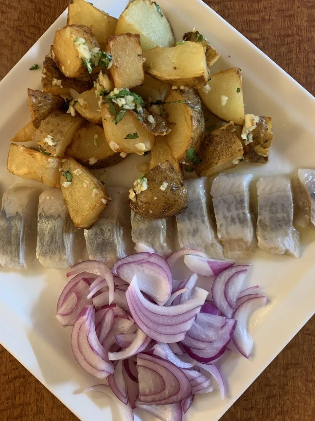 Da E Net | restaurant | 1223 Avenue U, Brooklyn, NY 11229, USA | 7189752223 OR +1 718-975-2223