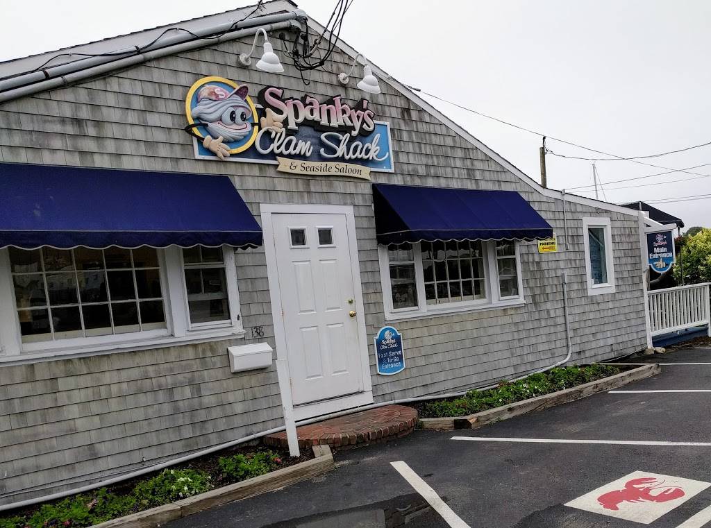 Spankys Clam Shack and Seaside Saloon | restaurant | 138 Ocean St, Hyannis, MA 02601, USA | 5087712770 OR +1 508-771-2770