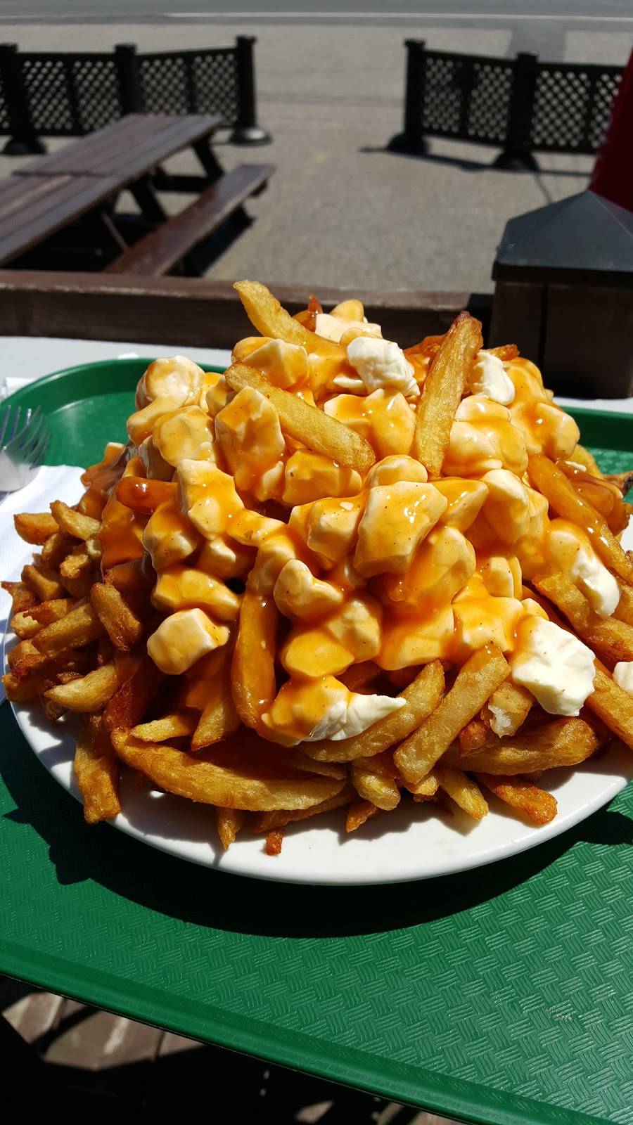 Cantine Annie | restaurant | 0S5, 27 Boulevard Arthabaska Est, Victoriaville, QC G6T 0L6, Canada | 8197512756 OR +1 819-751-2756