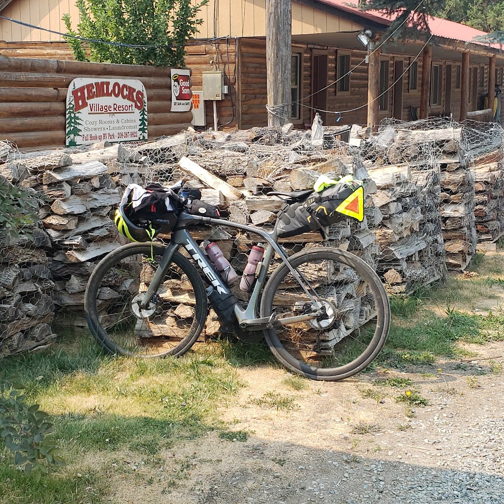 Old West Texas BBQ | restaurant | 73400 US-2, Moyie Springs, ID 83845, USA | 2082674363 OR +1 208-267-4363