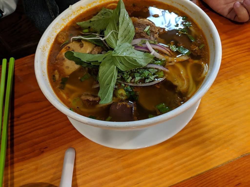 Nha Trang Restaurant | restaurant | 6757 Wilson Blvd #7, Falls Church, VA 22044, USA | 7035341657 OR +1 703-534-1657