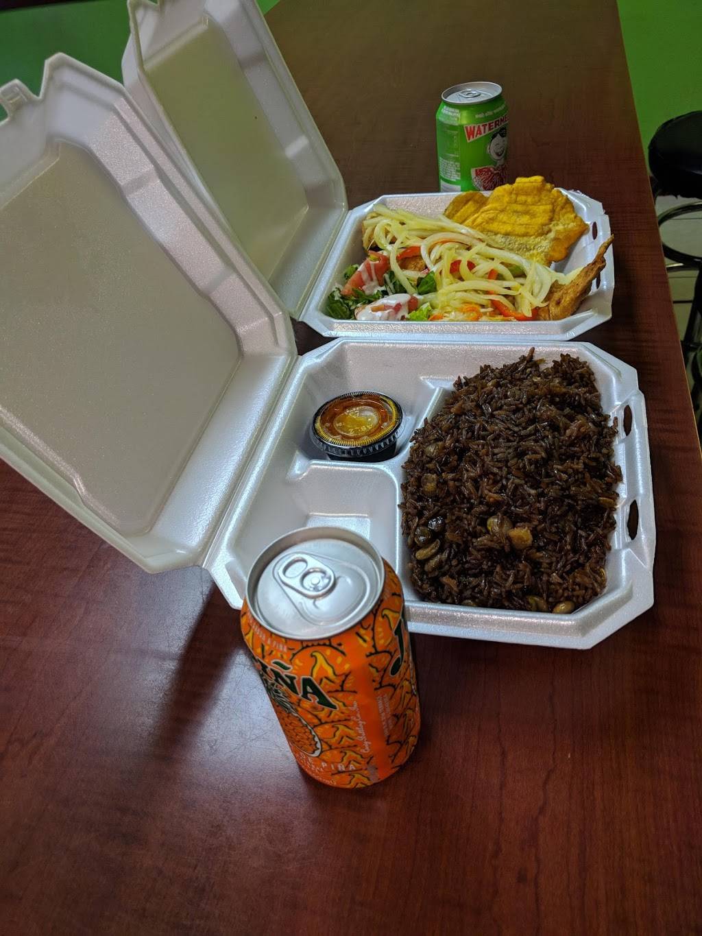 A&E Caribbean Cafe | restaurant | 2200 Lake Ida Rd, Delray Beach, FL 33445, USA | 5613304140 OR +1 561-330-4140