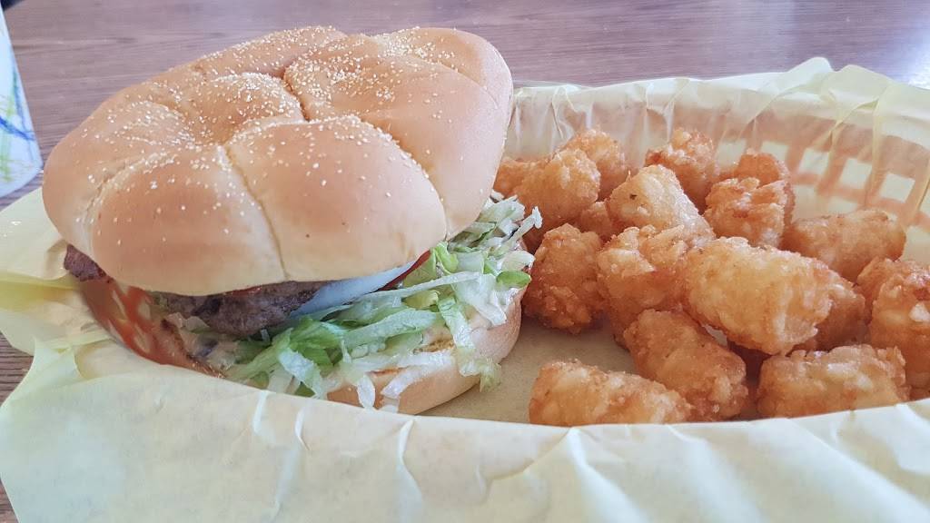 C & L Burger Bar | restaurant | 1161 Mt St Helens Way NE, Castle Rock, WA 98611, USA | 3602744110 OR +1 360-274-4110