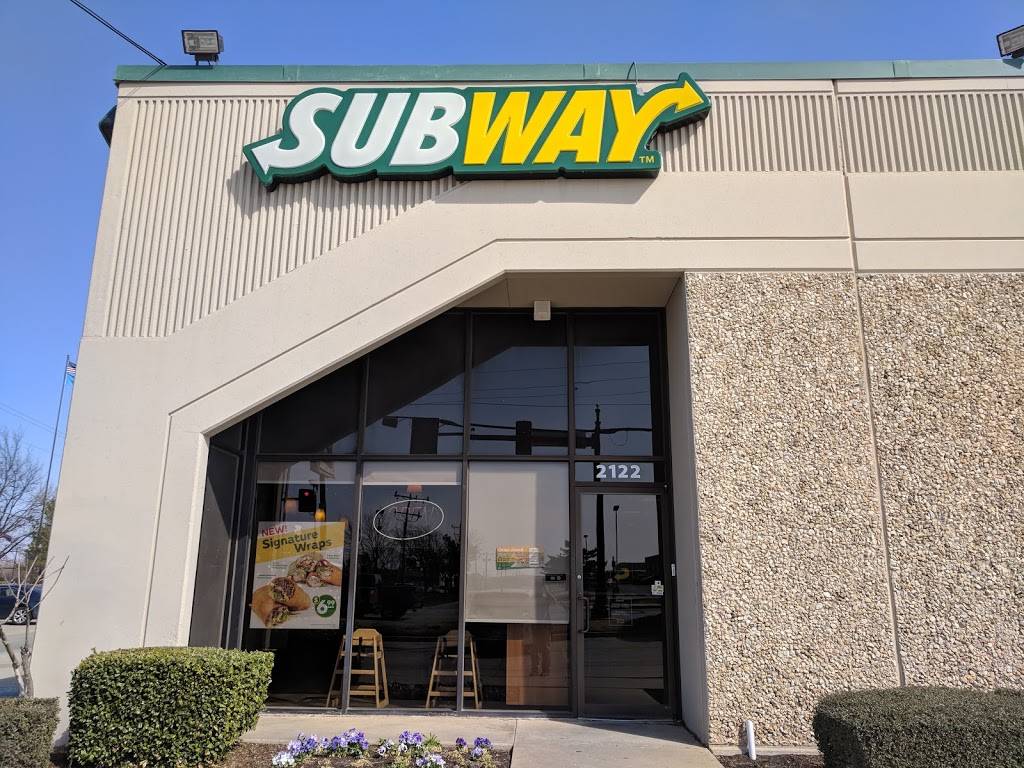 Subway | restaurant | 2122 S Meridian Ave, Oklahoma City, OK 73108, USA | 4056812400 OR +1 405-681-2400