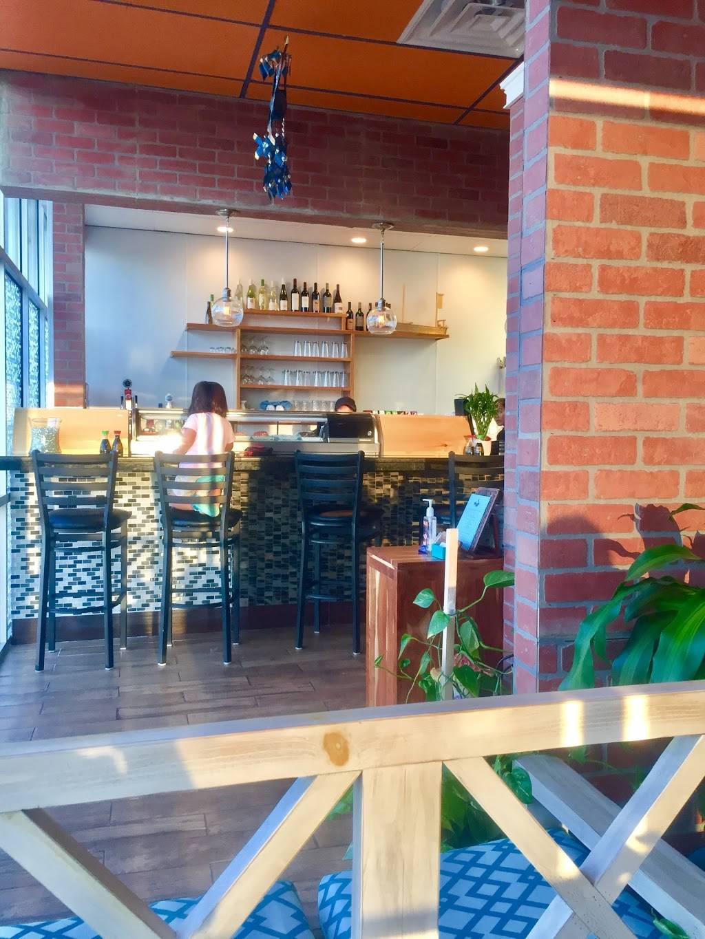 Varee Asian Cafe & Bakery | restaurant | 2861 Raleigh Rd Pkwy W, Wilson, NC 27896, USA | 2522815932 OR +1 252-281-5932