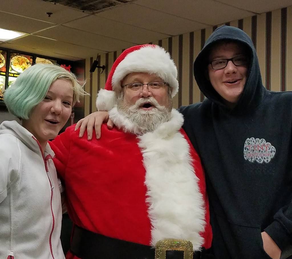 Double Dragon II | restaurant | 12480 La Grange Rd, Louisville, KY 40245, USA | 5022417766 OR +1 502-241-7766