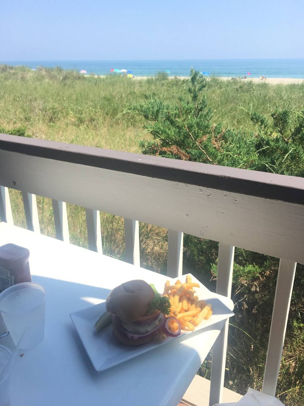 Sand Castle | restaurant | 106 Lewis Walk, Sayville, NY 11782, USA | 6315974174 OR +1 631-597-4174