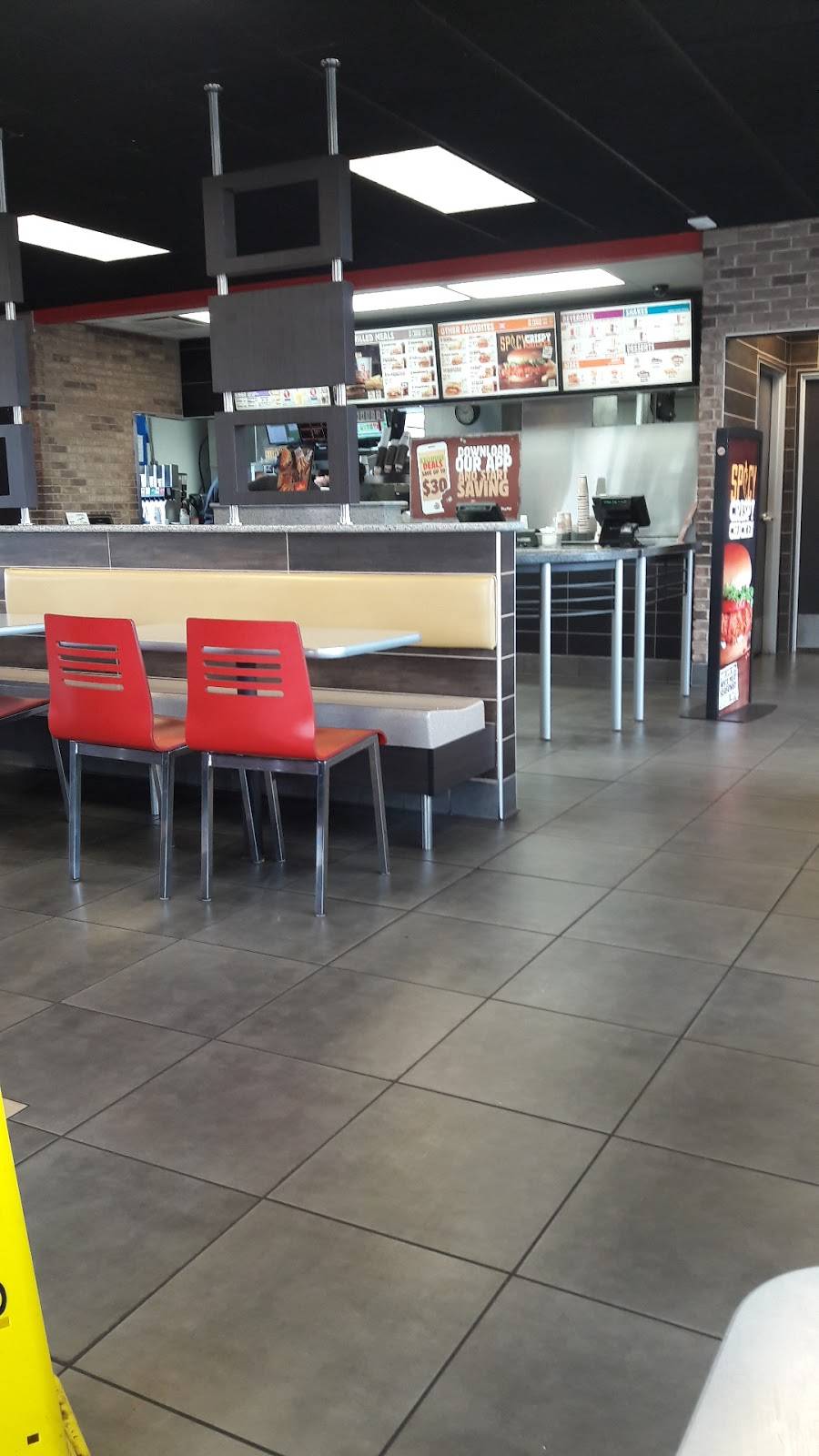 Burger King | restaurant | 233 W McIntyre St, Mullins, SC 29574, USA | 8434641788 OR +1 843-464-1788