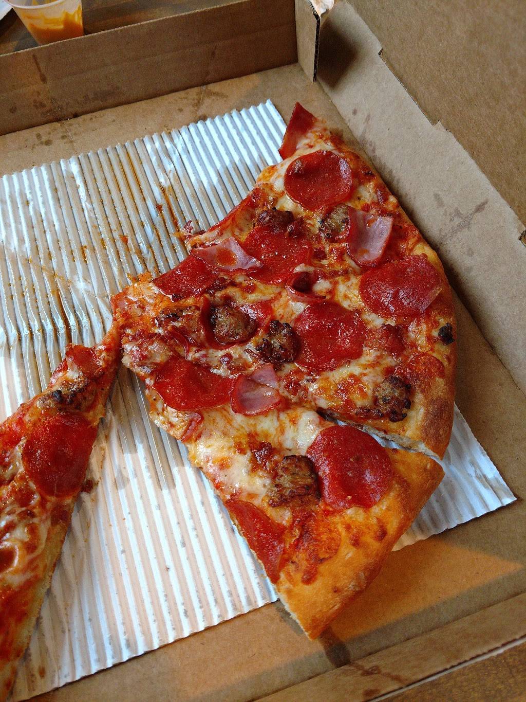 Toppers Pizza | meal delivery | 4128 E Washington Ave, Madison, WI 53704, USA | 6082460066 OR +1 608-246-0066