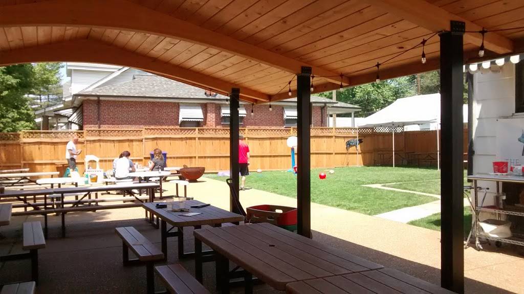 The Stellar Hog | restaurant | 5623 Leona St, St. Louis, MO 63116, USA | 3144818448 OR +1 314-481-8448