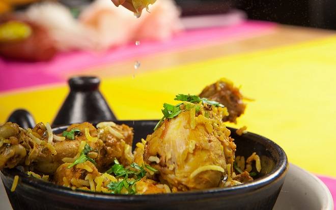 Biryani & Tea Co. | meal takeaway | 775 Pacific Rd #23, Oakville, ON L6L 6M4, Canada | 6478221282 OR +1 647-822-1282