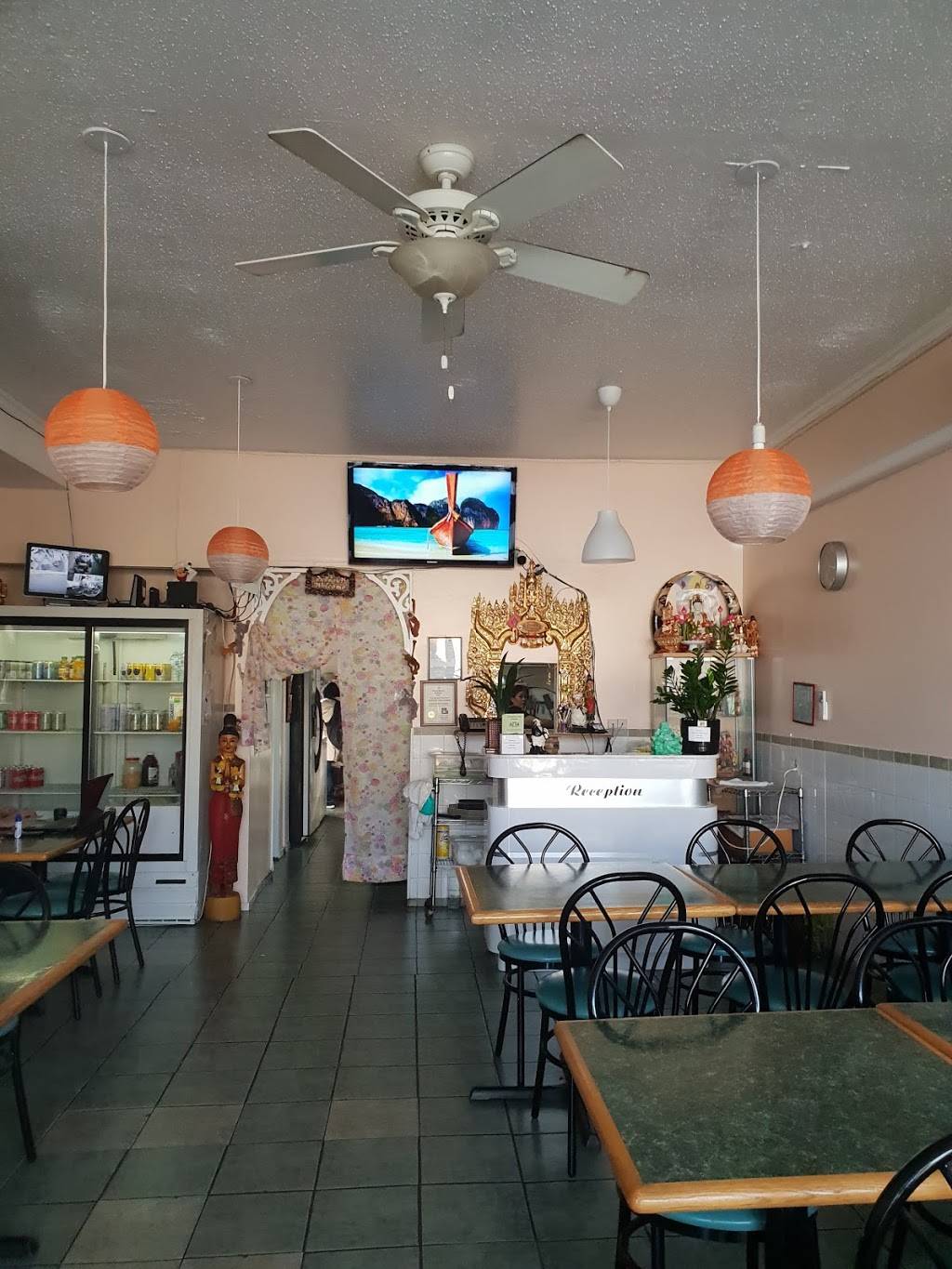 Express Thai Cuisine | restaurant | 2440 Dufferin St, York, ON M6E 2N9, Canada | 4167851994 OR +1 416-785-1994