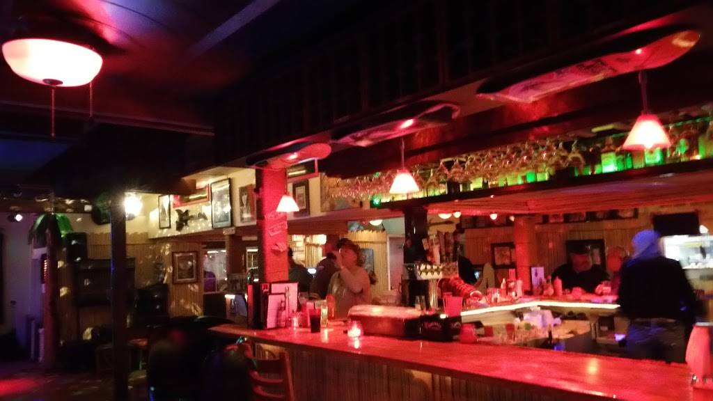 The Lighthouse Bar and Grill | restaurant | 151 Brannan Island Rd, Isleton, CA 95641, USA | 9167775702 OR +1 916-777-5702